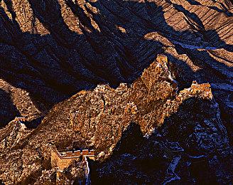 《神之亵渎3》要来 官推暗示三天后发布新消息